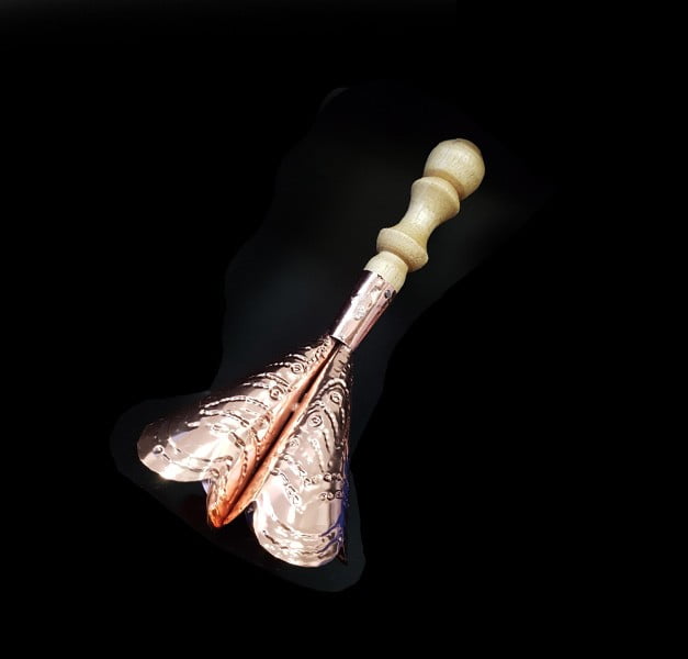 ADJA' IN RAME CON MANICO IN LEGNO CM 26 ADJA' IN RAME CON MANICO IN LEGNO CM 26