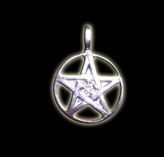 FIVE-POINTED STAR PENTAGRAM PENDANT SOLID SILVER GR 6.4 FIVE-POINTED STAR PENTAGRAM PENDANT SOLID SILVER GR 6.4