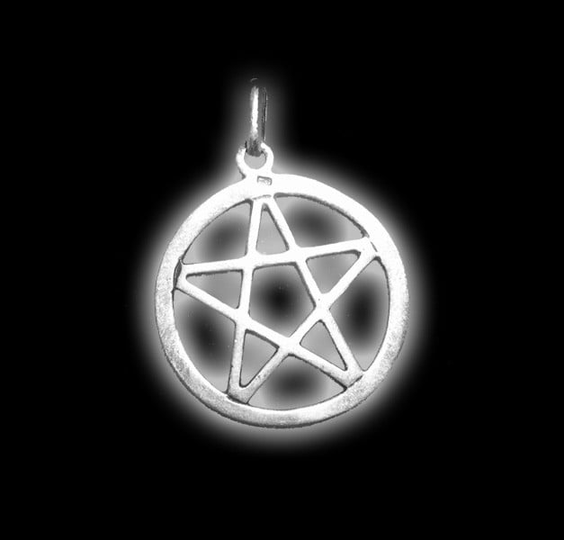 PENTAGRAM PENDANT SILVER LARGE GR. 3 PENTAGRAM PENDANT SILVER LARGE GR. 3