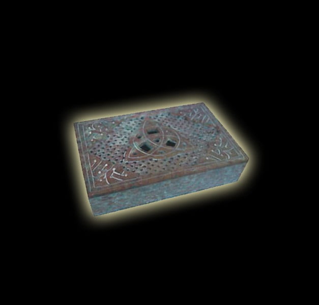 COFANETTO TRIQUETRA IN PIETRA INTARSIATA