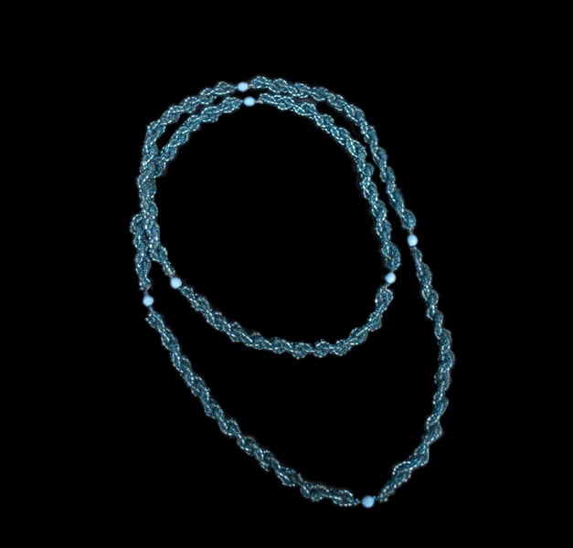DILEGUM RITUAL NECKLACE LIGHT BLUE CRYSTAL