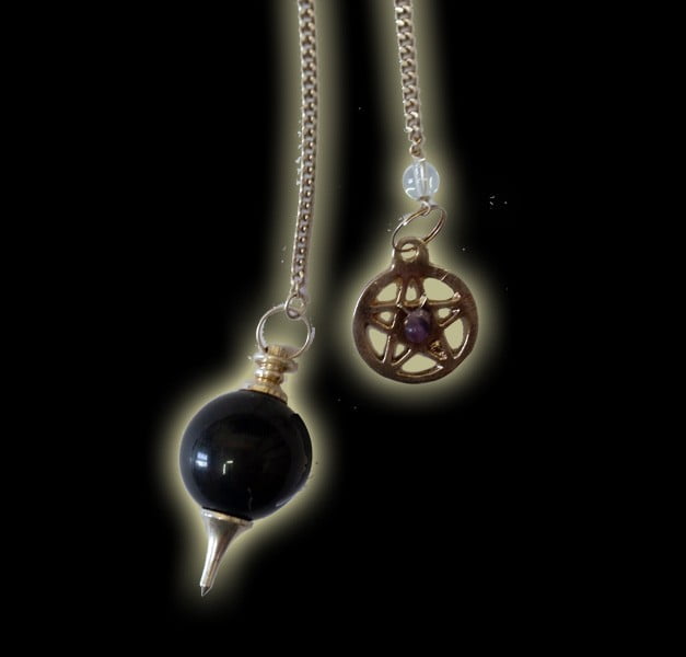 PENDOLO TONDO ONICE CON PENTAGRAMMA PENDOLO TONDO ONICE CON PENTAGRAMMA