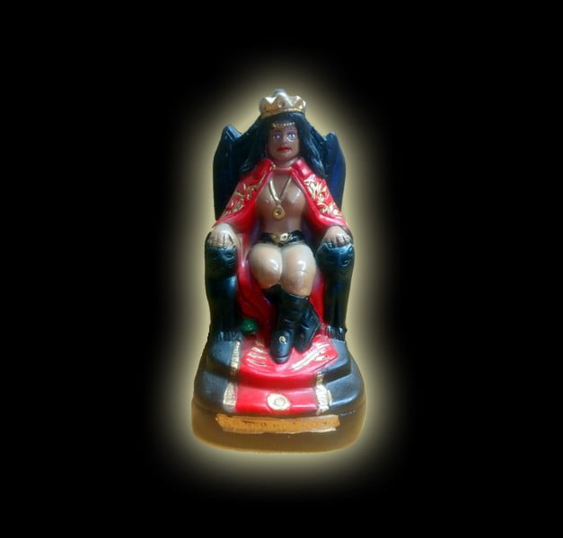 POMBA GIRA RAINHA DO TRONO cm 20 POMBA GIRA RAINHA DO TRONO cm 20