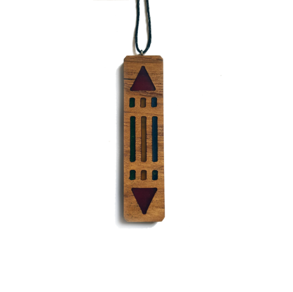 KARNAK PENDANT IN TEAK WOOD