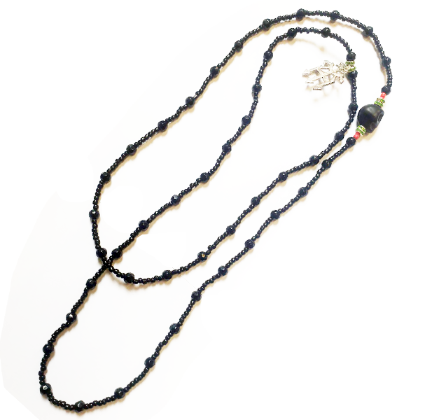 LARGE NECKLACE WITH BLACK CRYSTALS, TRIDENT AND SKULL LARGE NECKLACE WITH BLACK CRYSTALS, TRIDENT AND SKULL