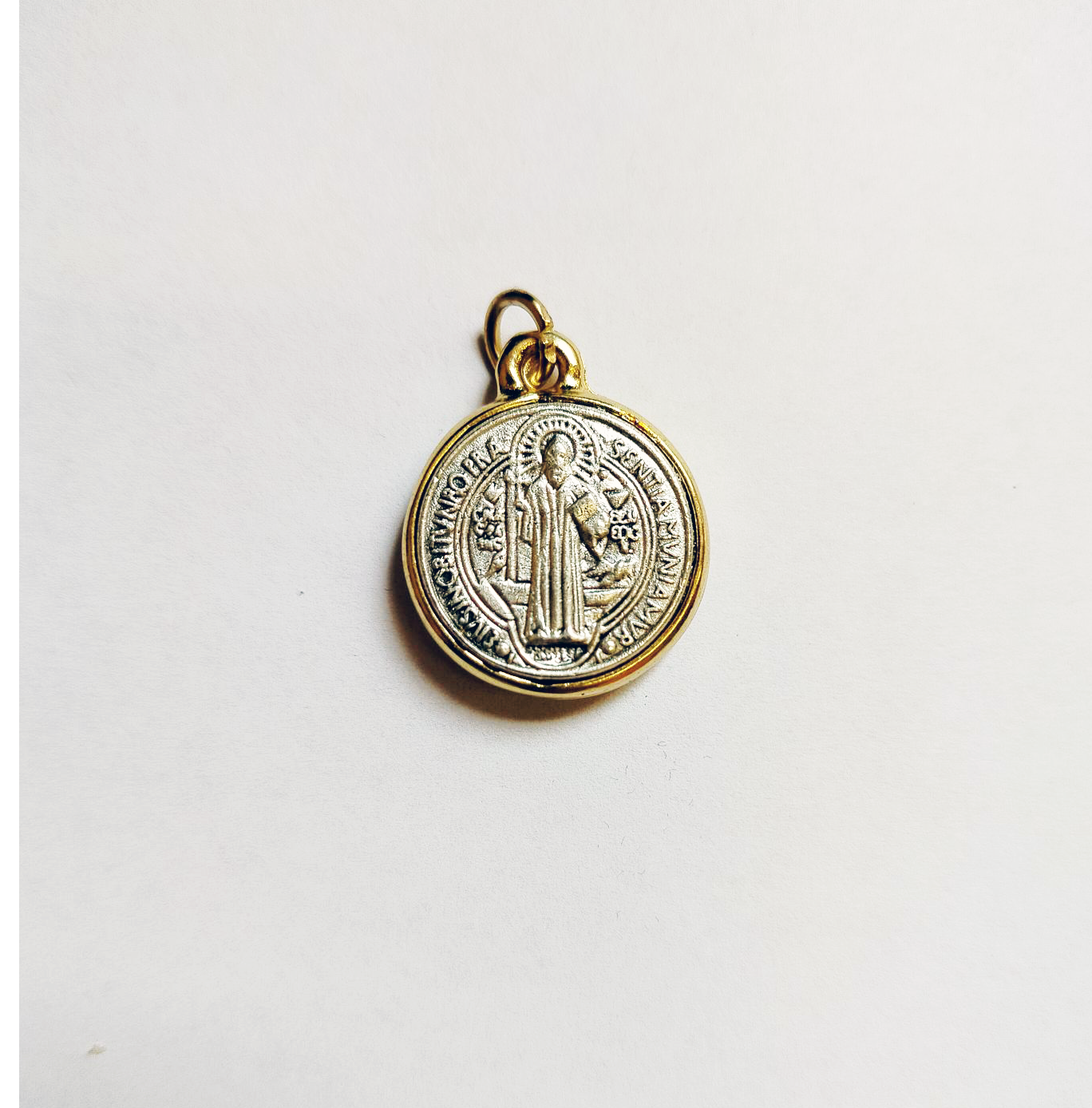 Saint Benedict Medal deluxe - size 1.5 cm - Image 2