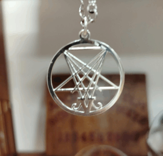 LUCIFER SEAL PENDANT - SILVER GR. 3.5